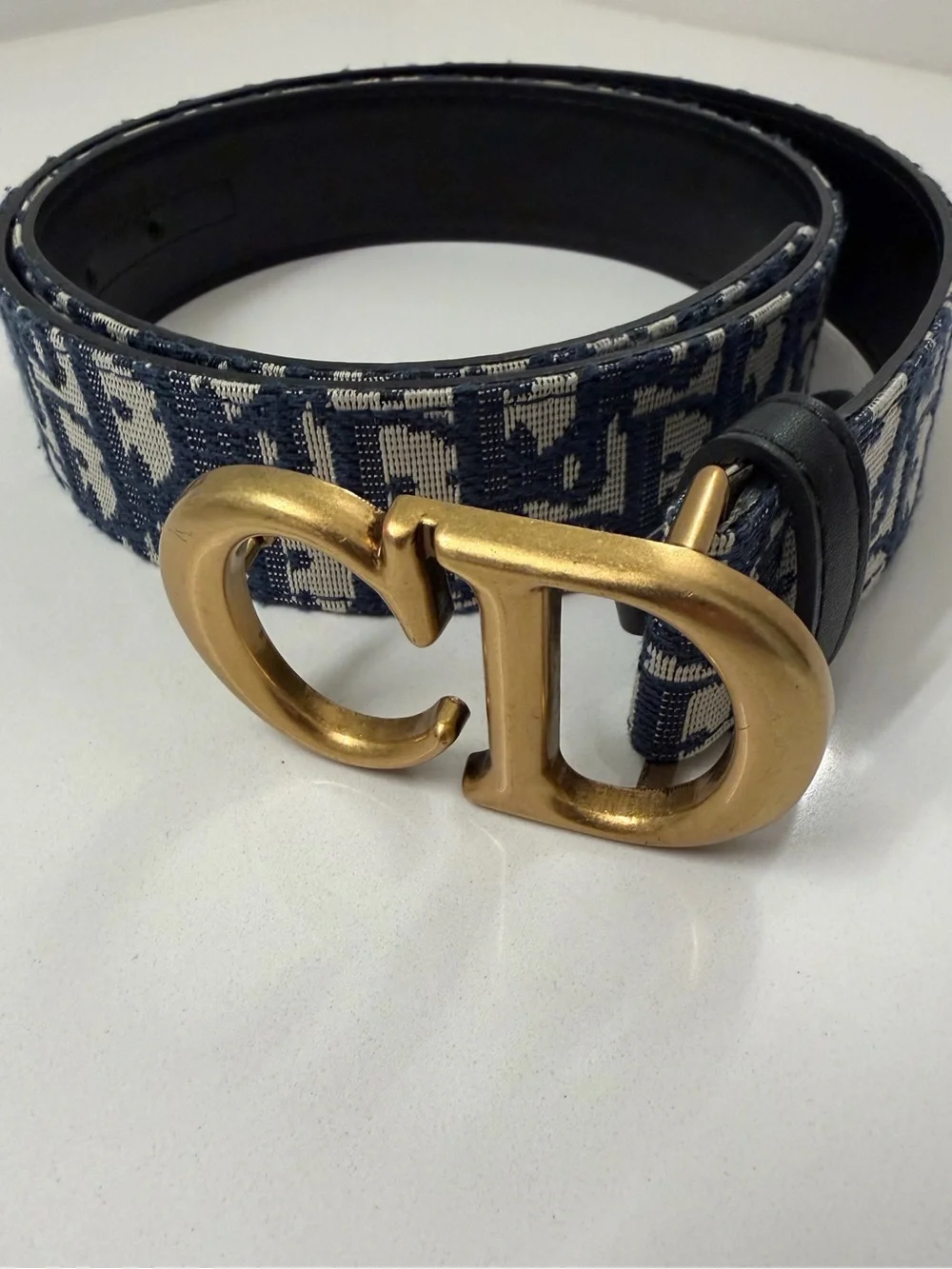 Vintage Christian Dior Blue Leather Belt with Gold-Tone Buckle M christian dior belt women reversible: blue or green 105cm  main image 4